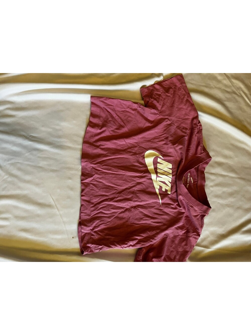Nike pink graphic T shirt girls
